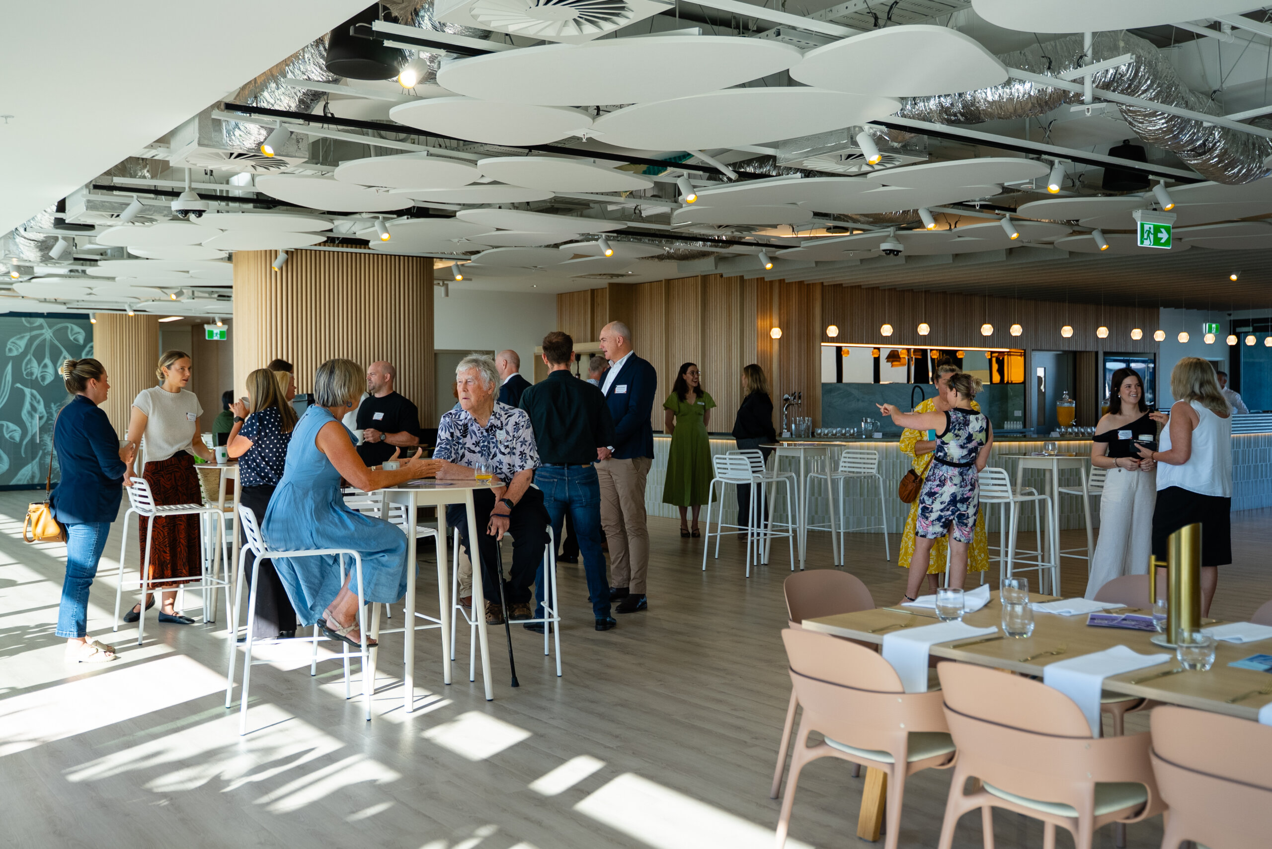 BCQ - Digital Future_Networking_17