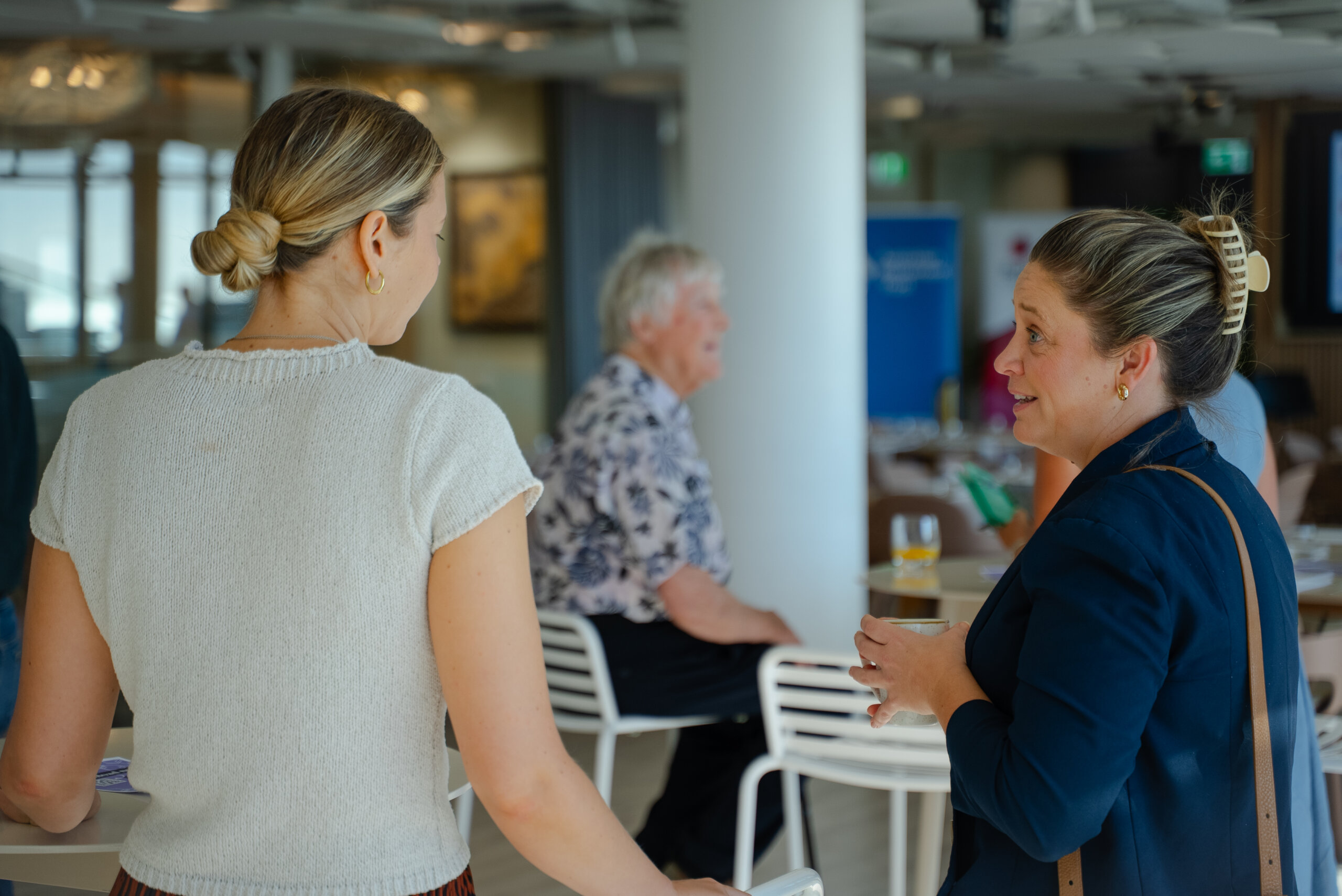 BCQ - Digital Future_Networking_7