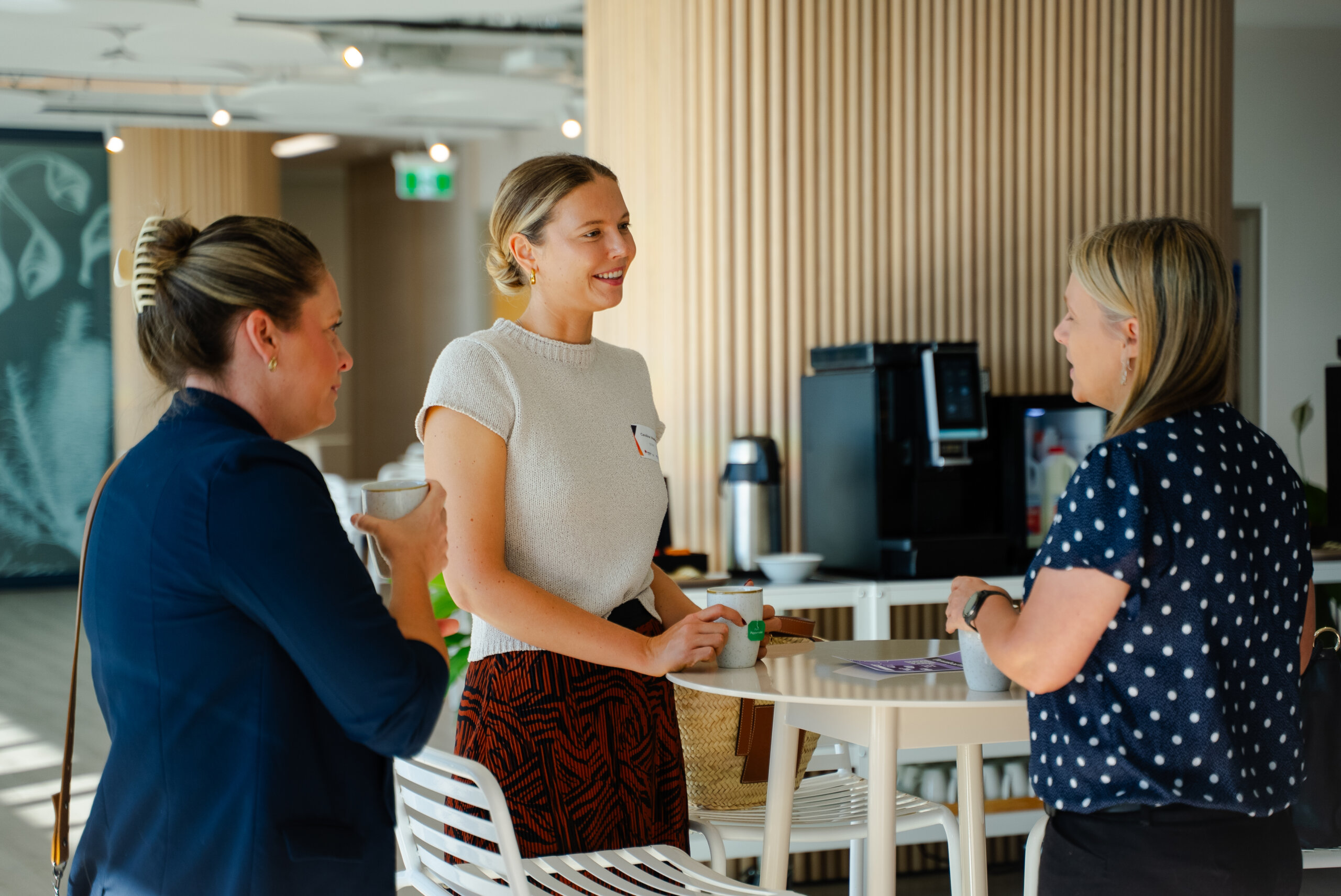 BCQ - Digital Future_Networking_8